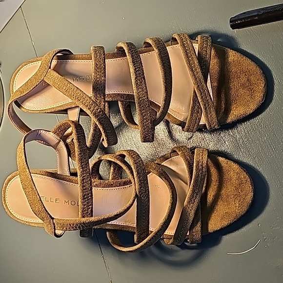 Pelle Moda women's green suede cube heals sandles. Size 6.5 M.‎ Excellent - Picture 1 of 5